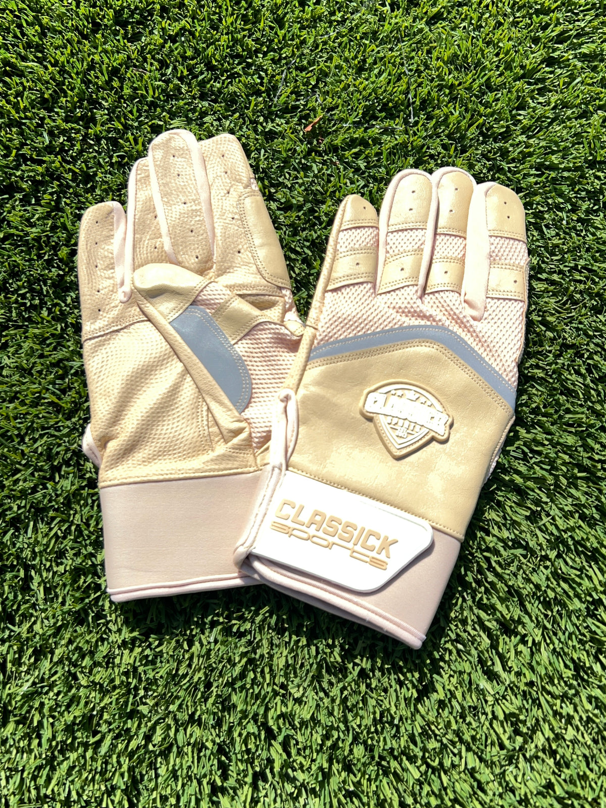 CS-3 Cream Batting Gloves