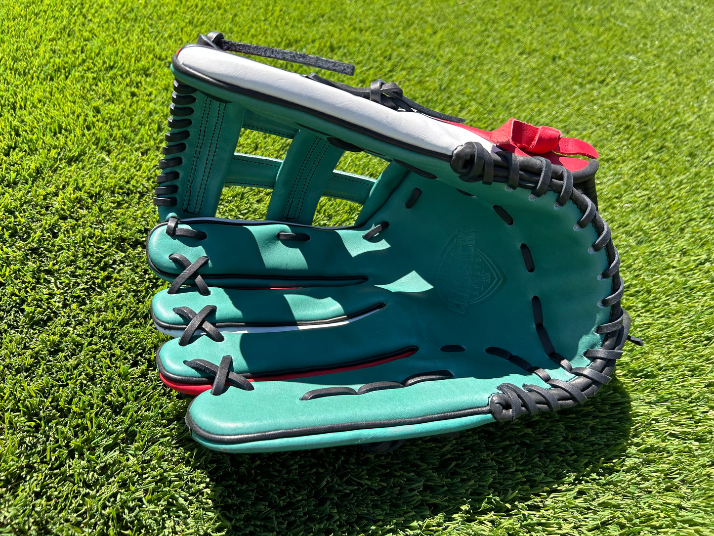 Red/White/Green 14” LHT