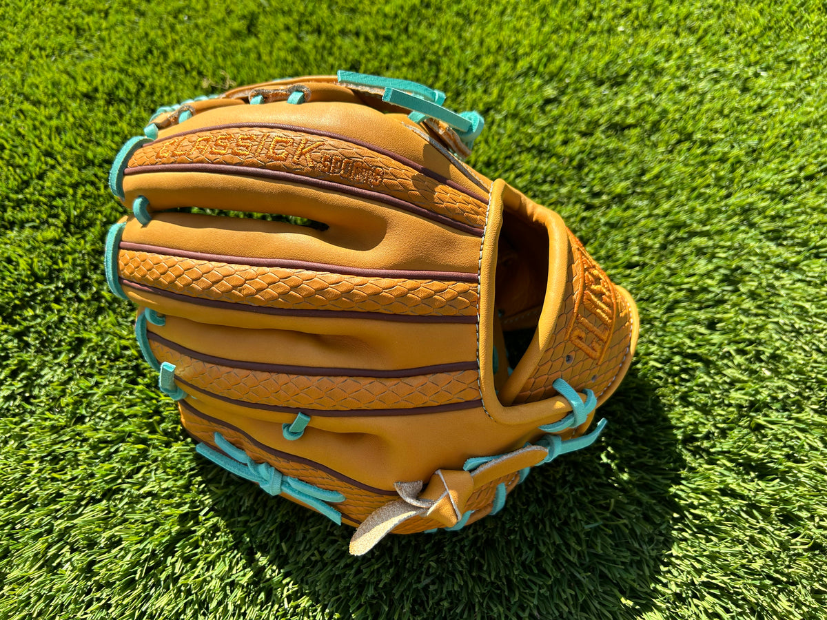 11 1/4 inch baseball RHT