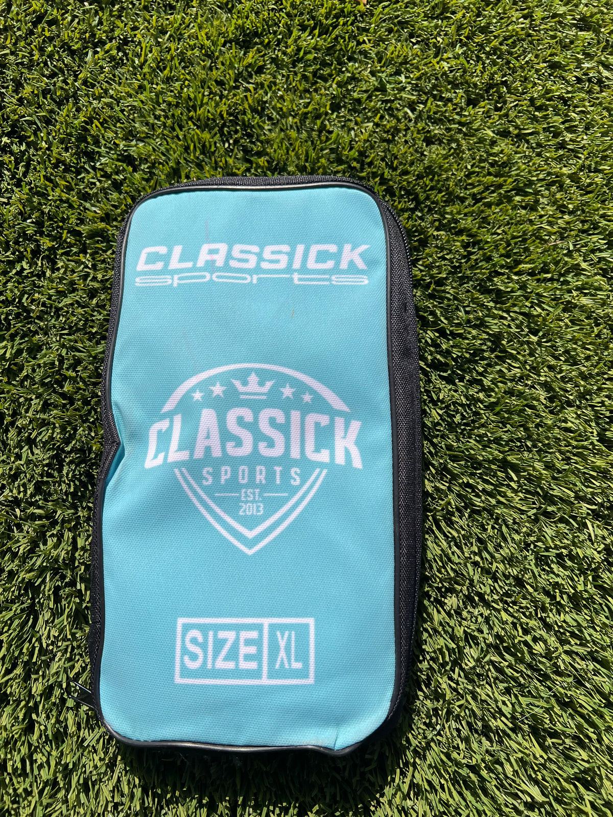 G&R Teal Batting Gloves/w Bag